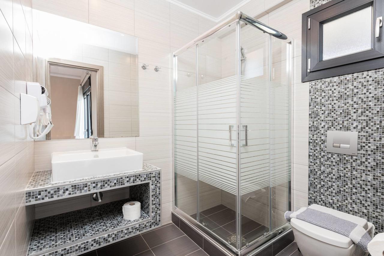 Hotel Ftery Skala Rachoni  Zewnętrze zdjęcie