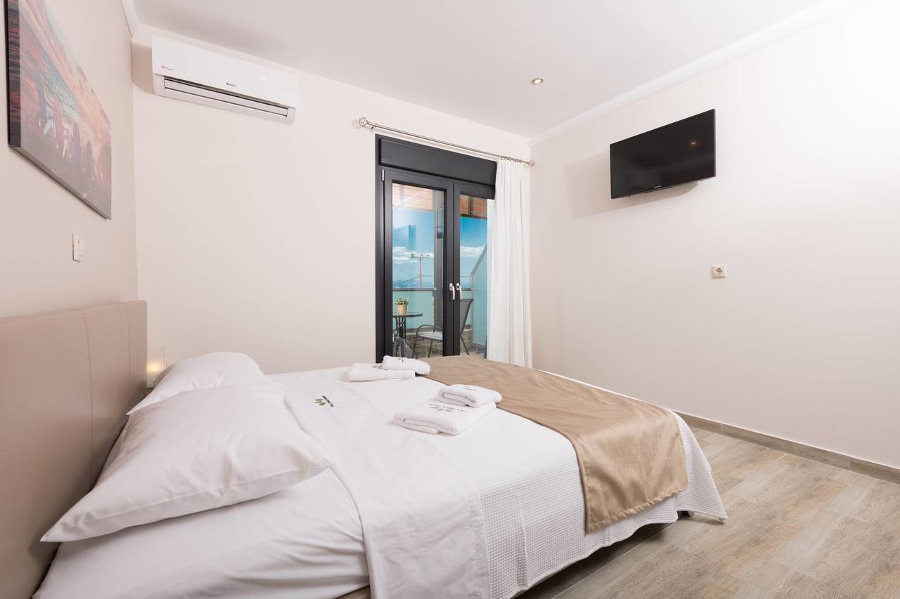 Hotel Ftery Skala Rachoni  Zewnętrze zdjęcie